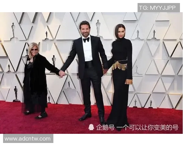 篮球明星与短发妻子携手共度幸福生活的甜蜜瞬间与背后故事